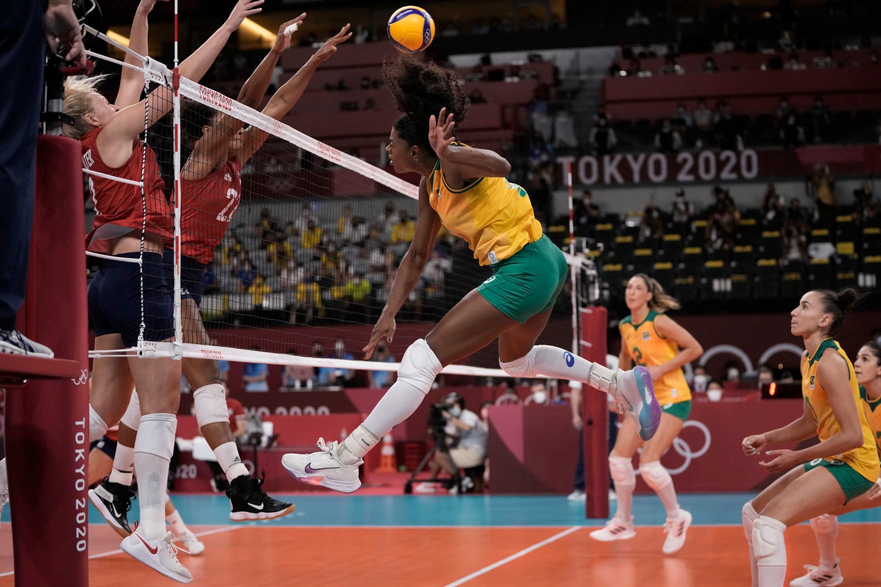 Indoor volleyball deals rio 2016