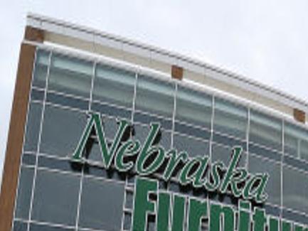 Nebraska Furniture Mart In Texas Redefines Big Box Local Business News Journalstar Com