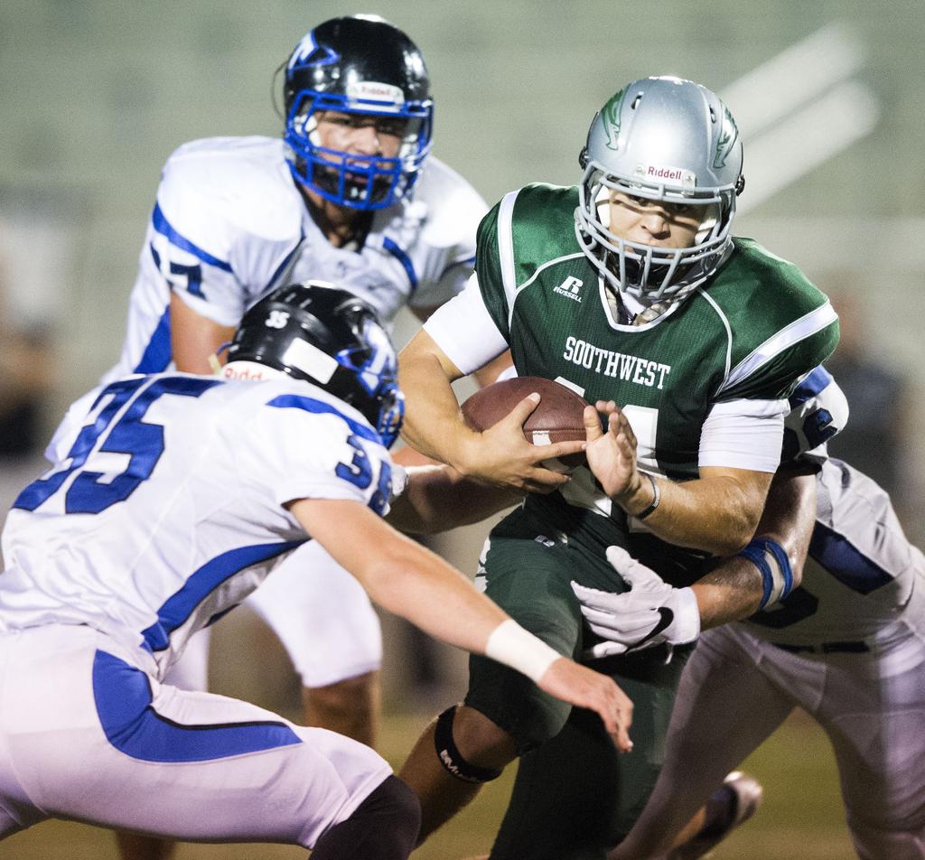 Titans Hampton Puts On Fine Display Against Southwest High