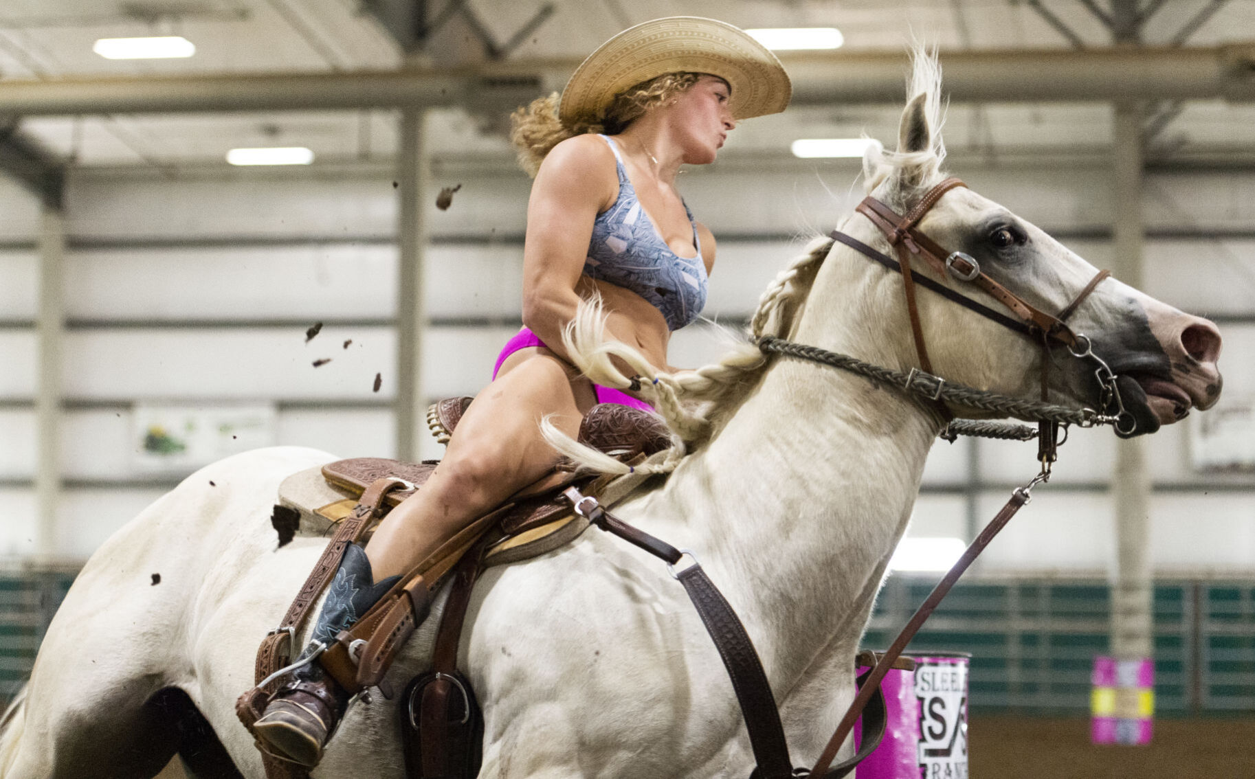 Photos Sleezer Ranch Bikini Race supports Breast Cancer and