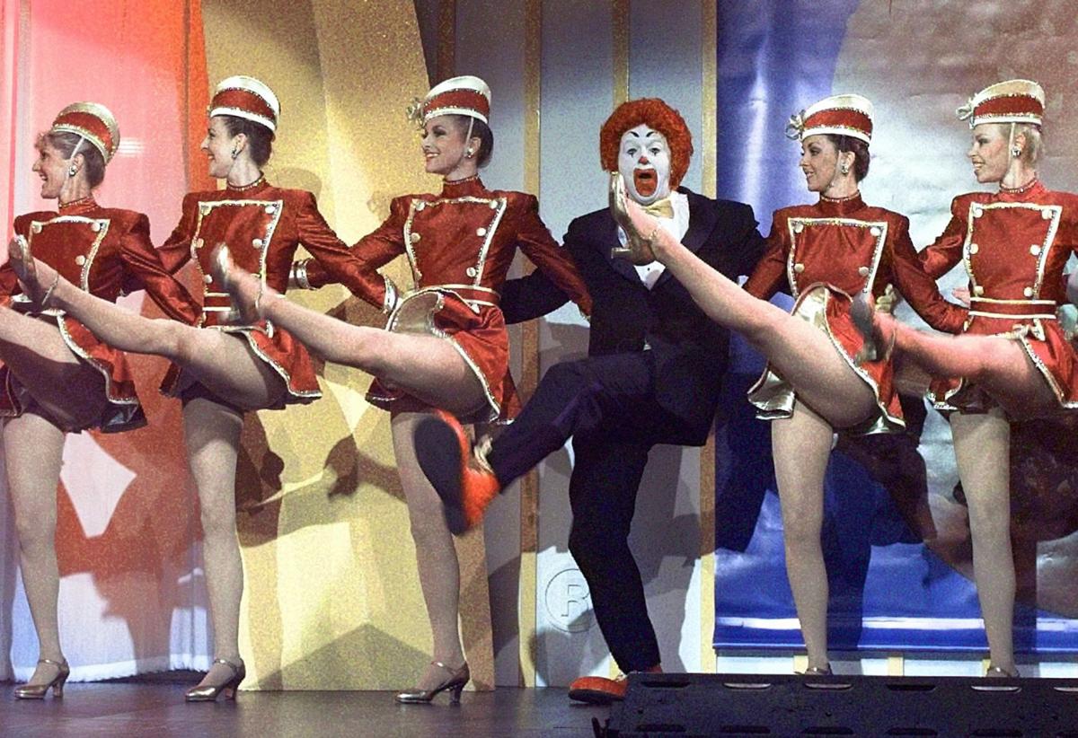 Ronald Mcdonald With The Rockettes 1996 Journalstar Com