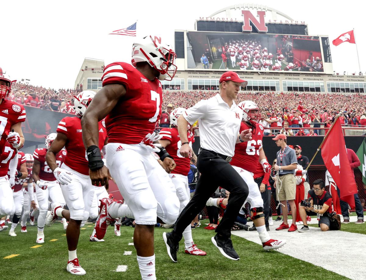 Nebraskas Nadir Football