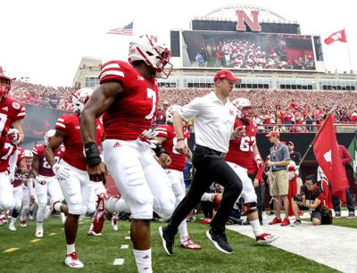 Nebraskas Nadir Football