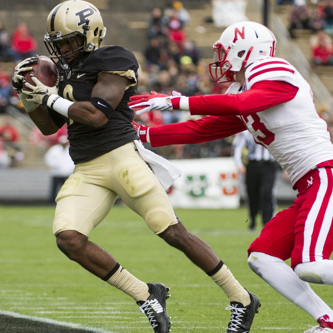 Huskers Go Off The Rails In Loss To Purdue 2015 Journalstar Com