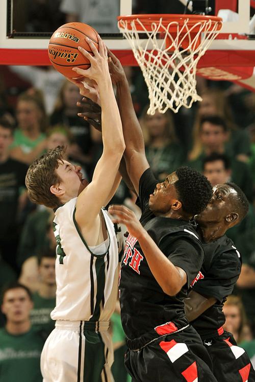 Class A Omaha South Defense Shuts Down Millard West Boys State
