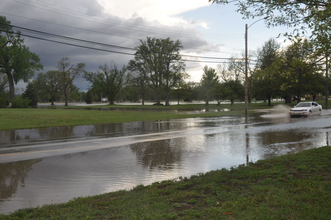 Sheriff U.S. Highways 77 and 136 in Beatrice remain closed