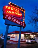 Biz Bits: A 'Tastee' tidbit about that iconic restaurant sign