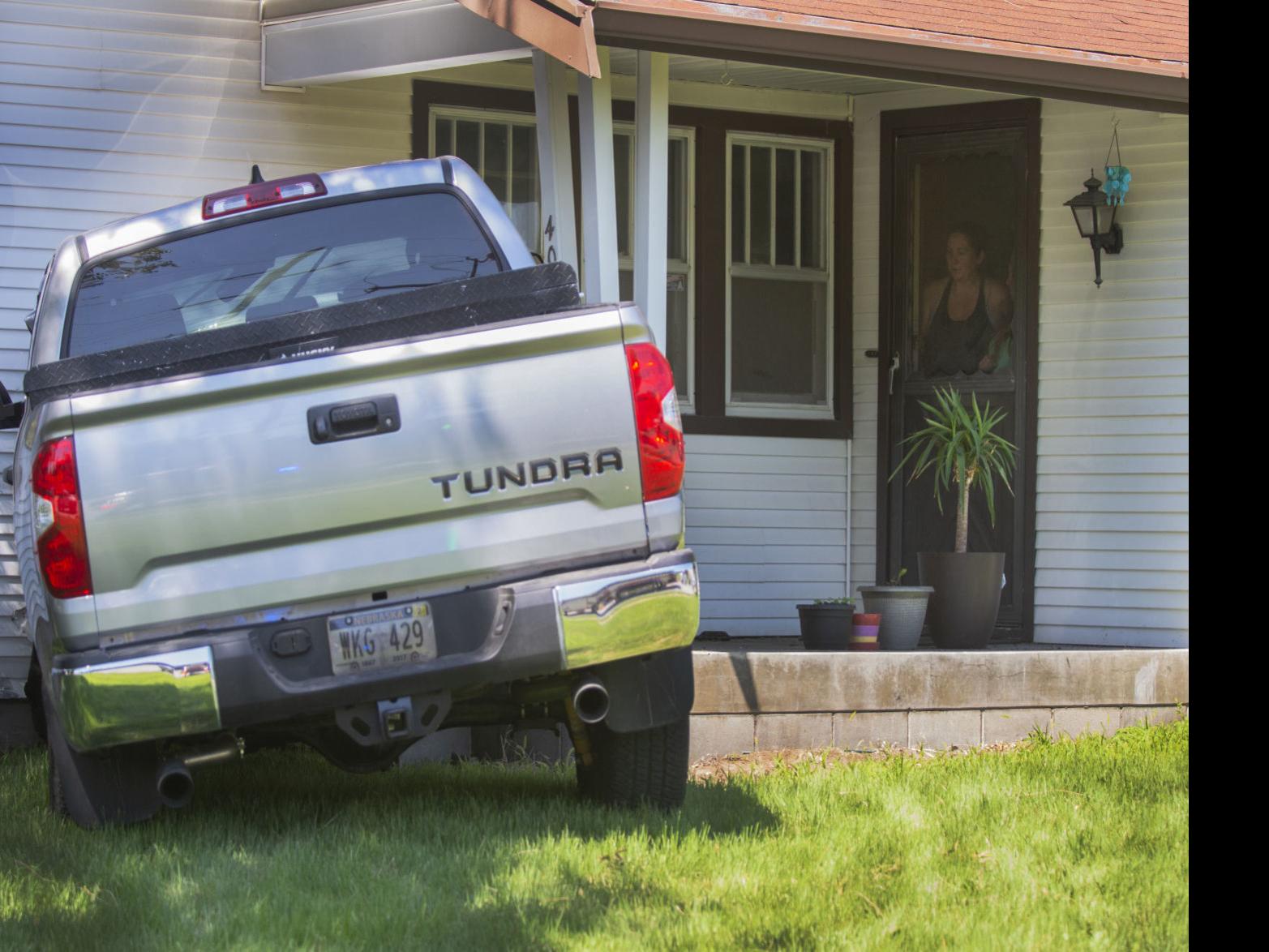 One Injured As Collision Sends Truck Into Lincoln Home Crime And Courts Journalstar Com