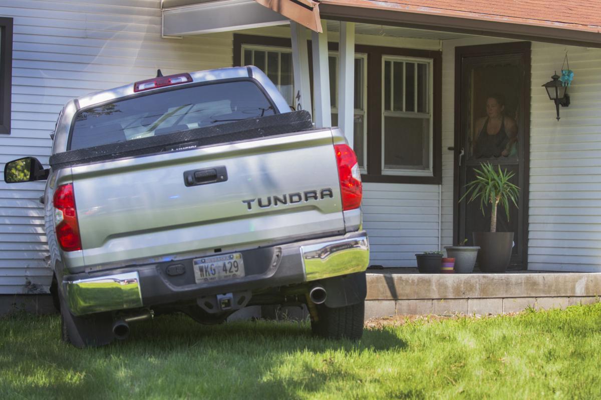 One Injured As Collision Sends Truck Into Lincoln Home Crime And Courts Journalstar Com