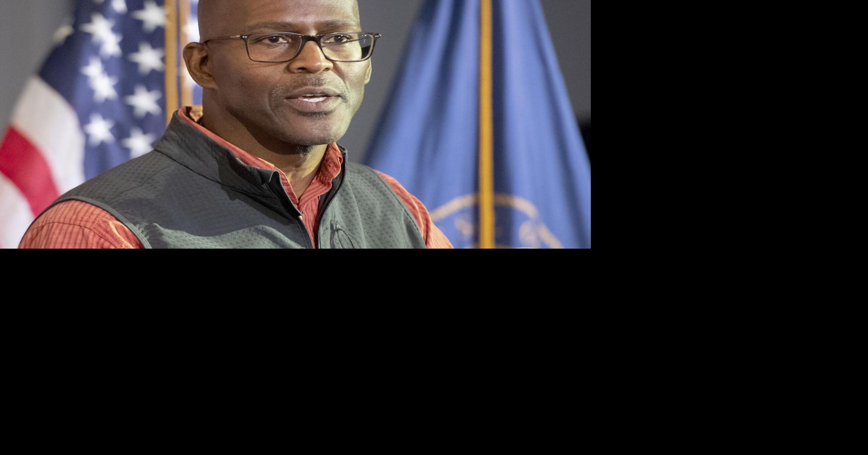 Former Husker, nonprofit director Parker joins Lincoln mayoral race