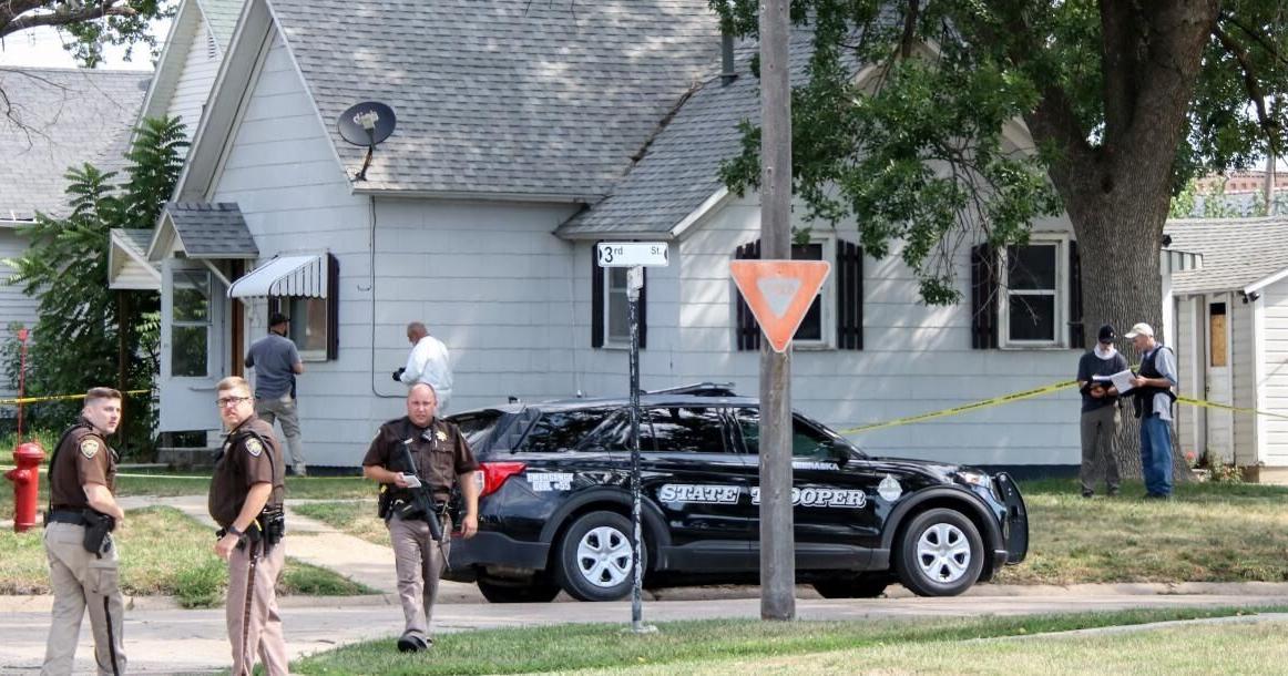 4 dead at 2 different crime scenes 3 blocks apart in Laurel, Nebraska authorities say