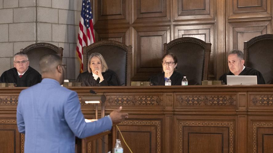 Lincoln gun ban Supreme Court, 4.3