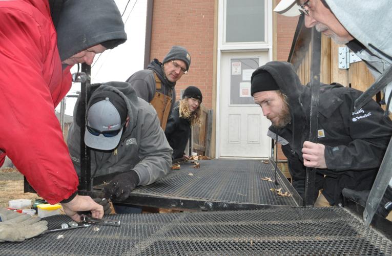 Assembling the ramp