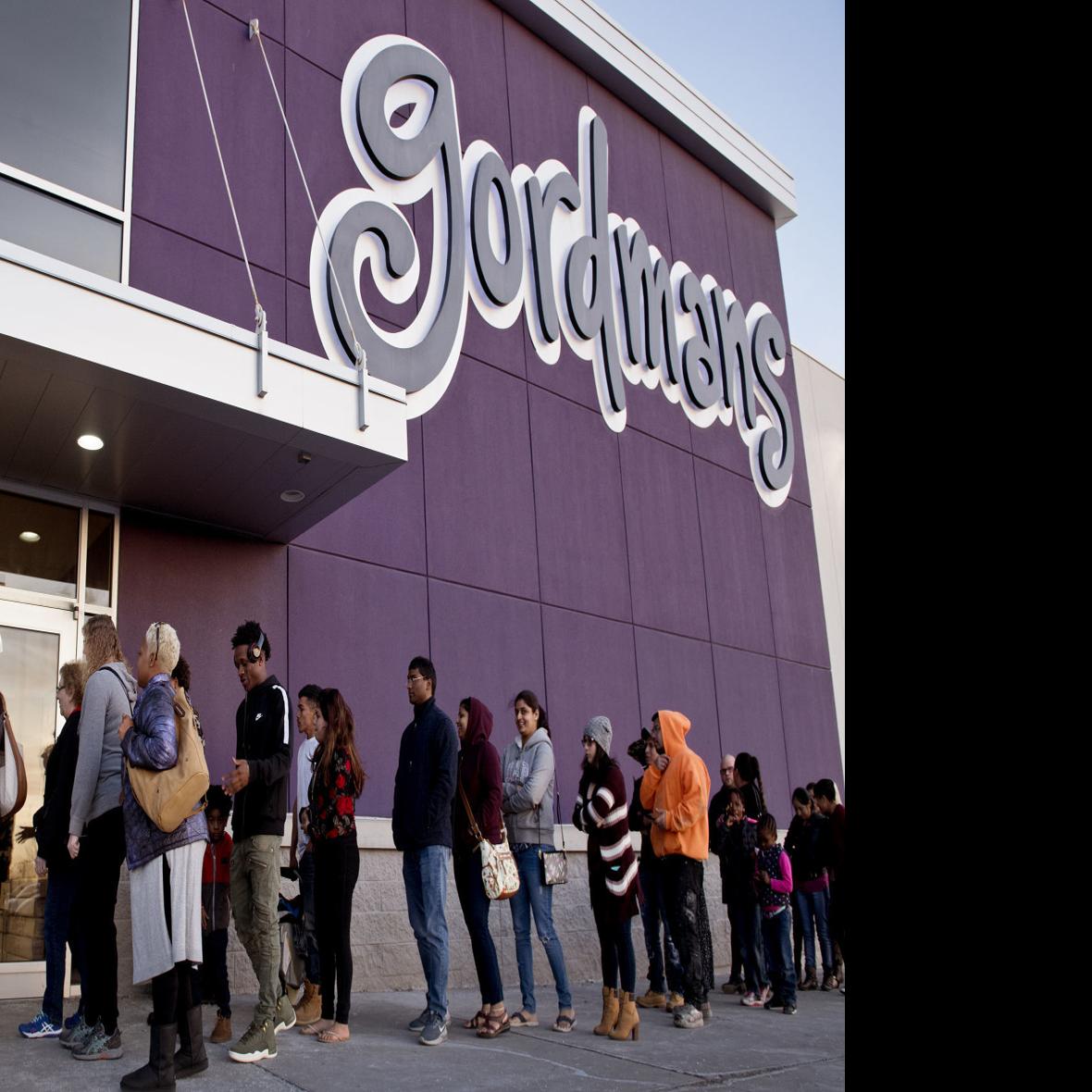 Stage Stores goes all-in on off-price pivot