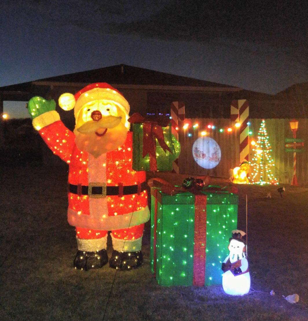 Check Out These Holiday Lights Displays In Lincoln Home Garden Journalstar Com