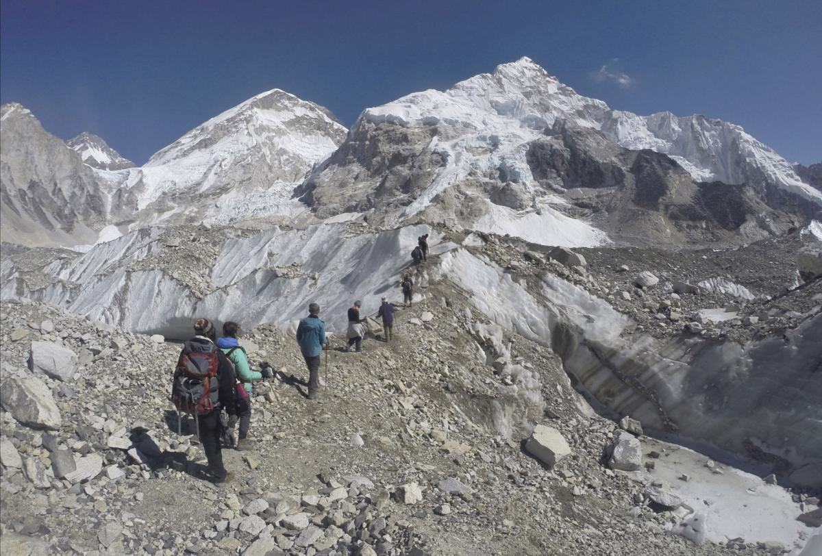 Mount Everest Dead Bodies - Colorado Climber Stepped Over ...