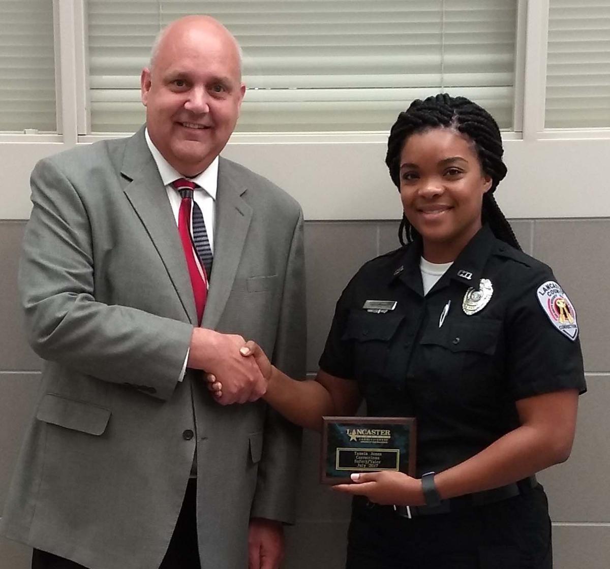 Award of Excellence to correctional officer