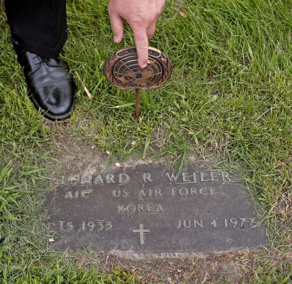 Veteran Hopes To Have Grave Markers Placed By Memorial Day Local Journalstar Com