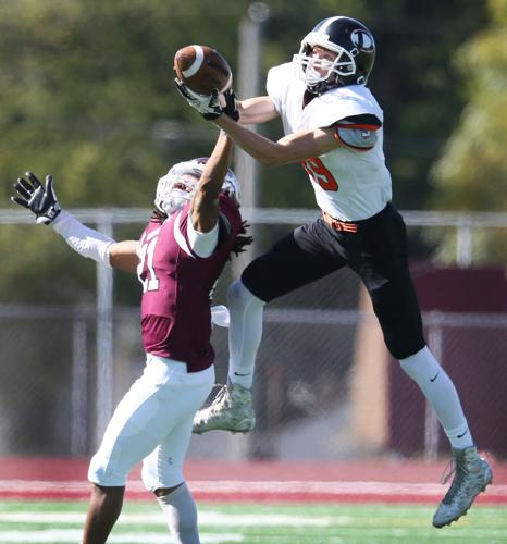 Doane vs. Morningside football, 10/6