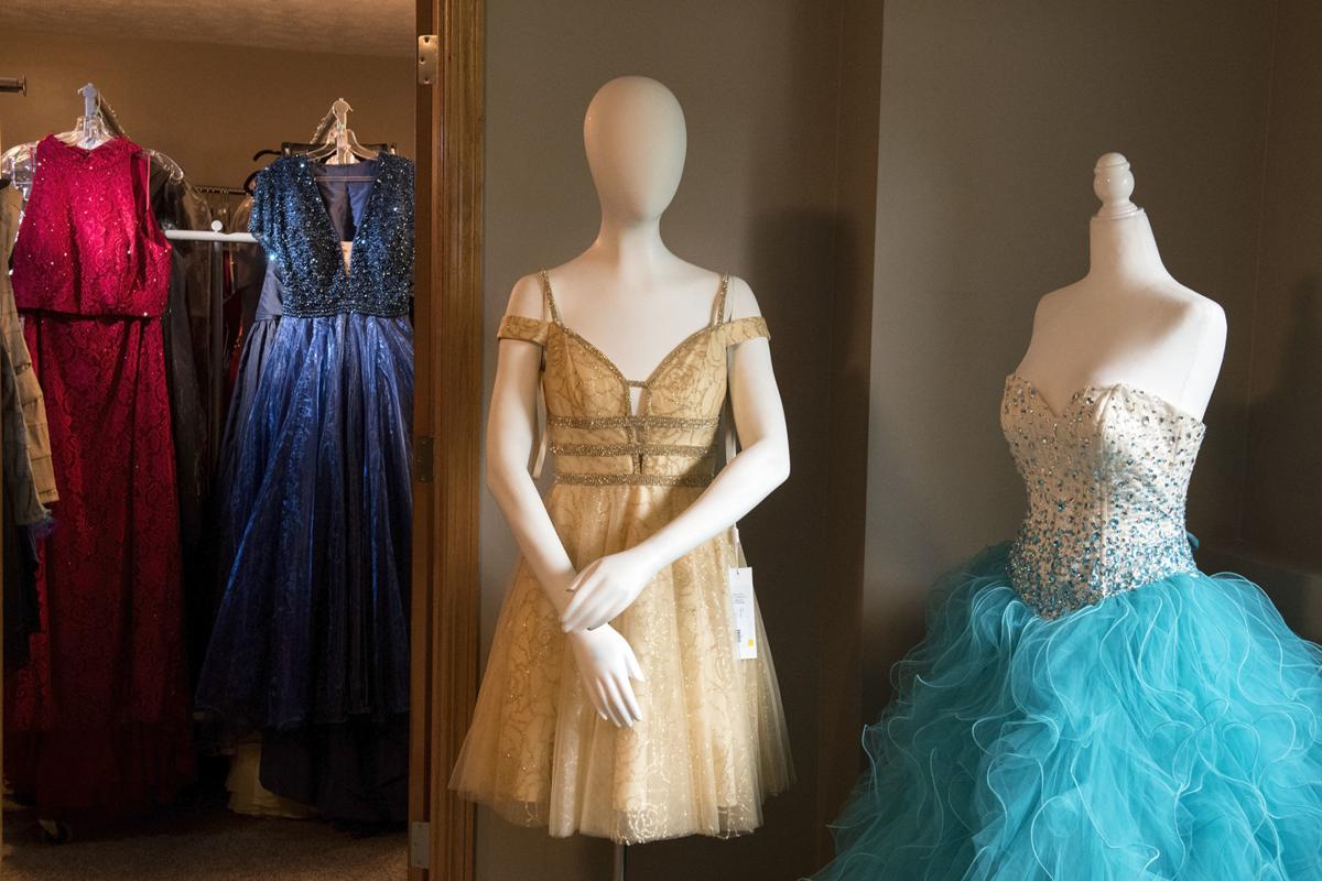 used formal gowns