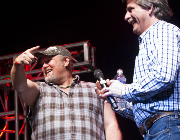 BEHIND THE FLANNEL: Comedian Dan Whitney describes the origins of Larry the Cable  Guy
