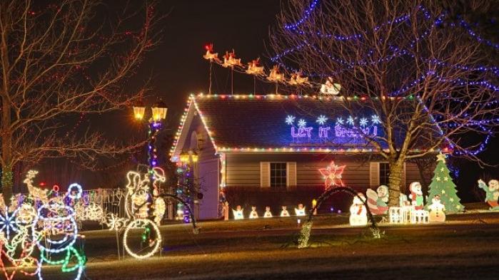 Light Display A Family Affair At Bayer Home Local Journalstar.com - Light Display A Family Affair At Bayer Home Local Journalstar.com
