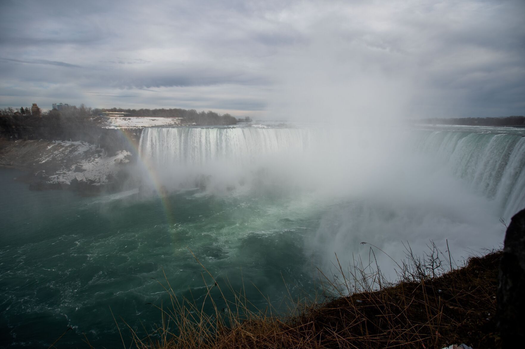 2024 solar eclipse 1 million expected at Niagara Falls