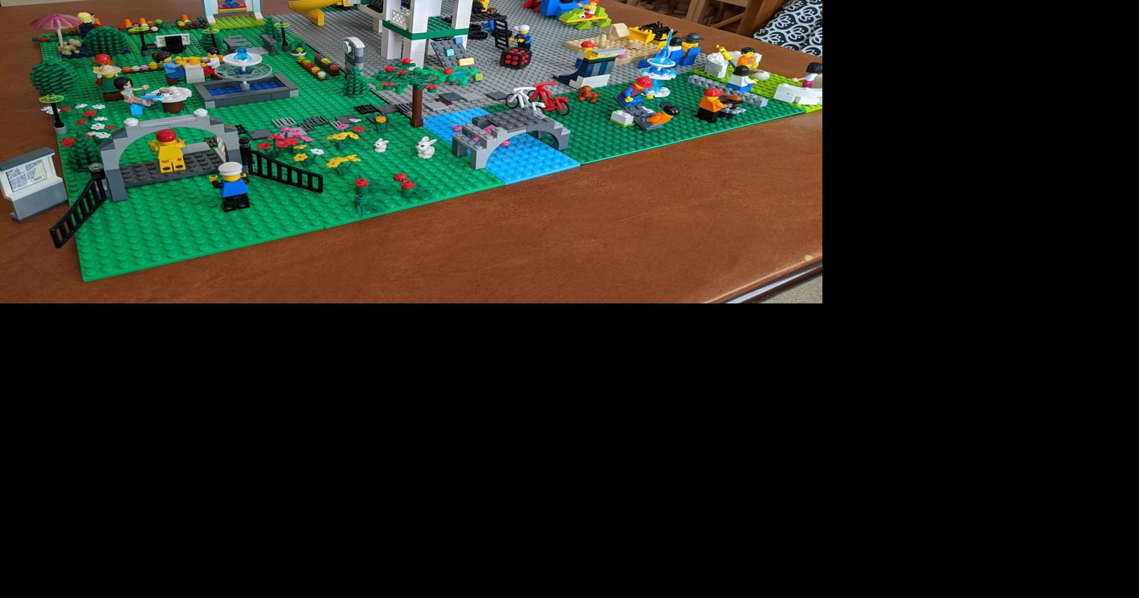 LEGO CITY BRICK GAMES 6 -12 YEARS OLD - POLICE STATION - CONF. AS PHOTO