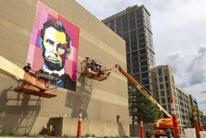 Lied Center installs new quilt-inspired mural honoring Lincoln