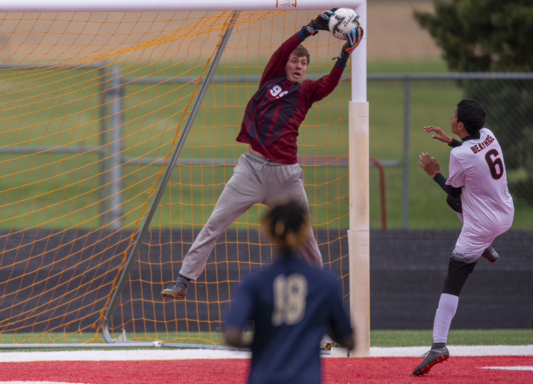 Photos Lincoln Lutheran Raymond Central boys take down Beatrice