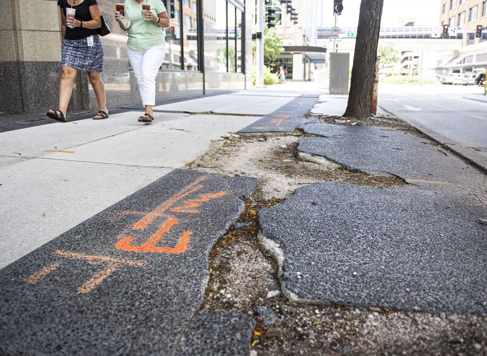 Lincoln Insider How bad must Lincoln sidewalks be to get repaired