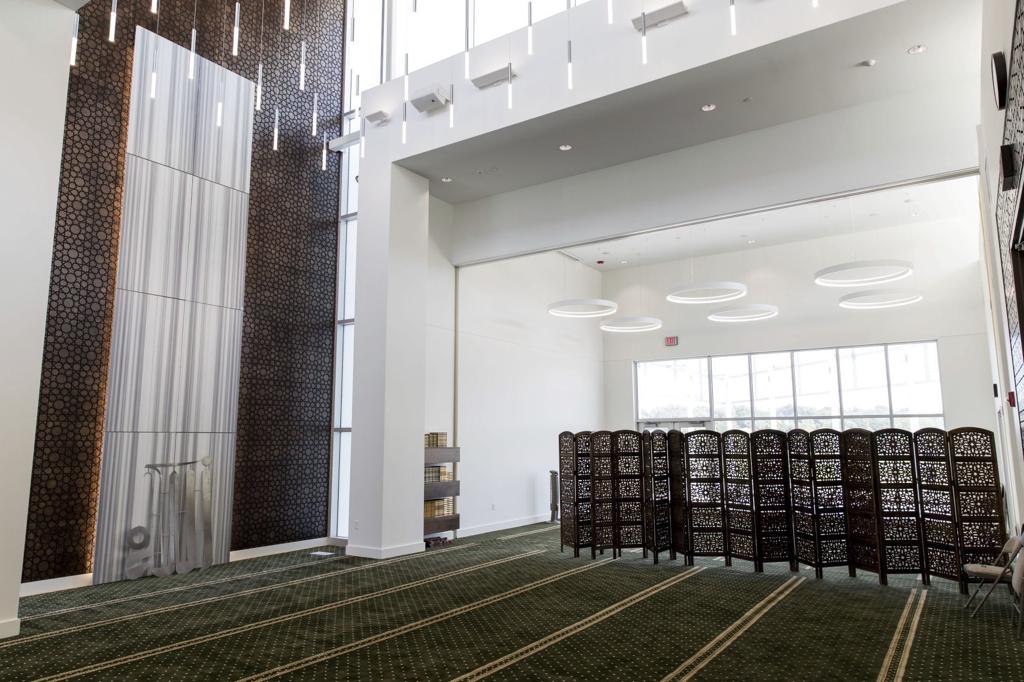 American Muslim Institute Opens Its Doors In Omaha Nebraska News Journalstar Com