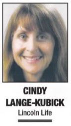 Cindy Lange-Kubick column sig, circa 2015