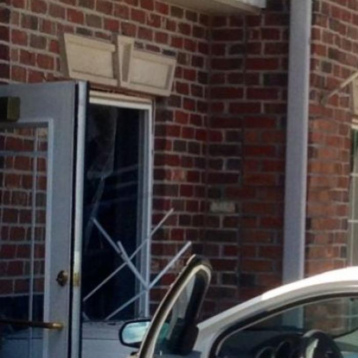 Salon Gives Outdoor Haircuts After Car Crashes Through Window