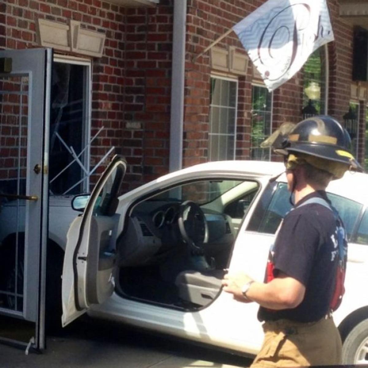 Salon Gives Outdoor Haircuts After Car Crashes Through Window