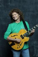 Guitarist Pat Metheny delivers mesmerizing Lied Center concert