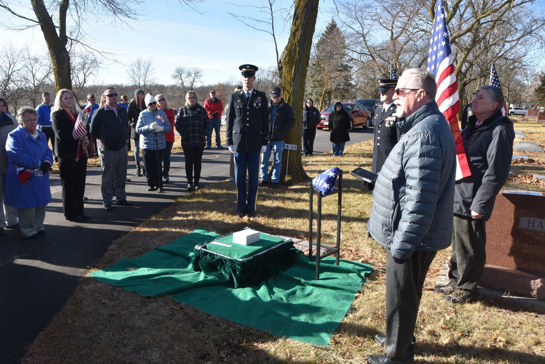 Dozens travel to Beatrice for funeral of Korean War veteran who