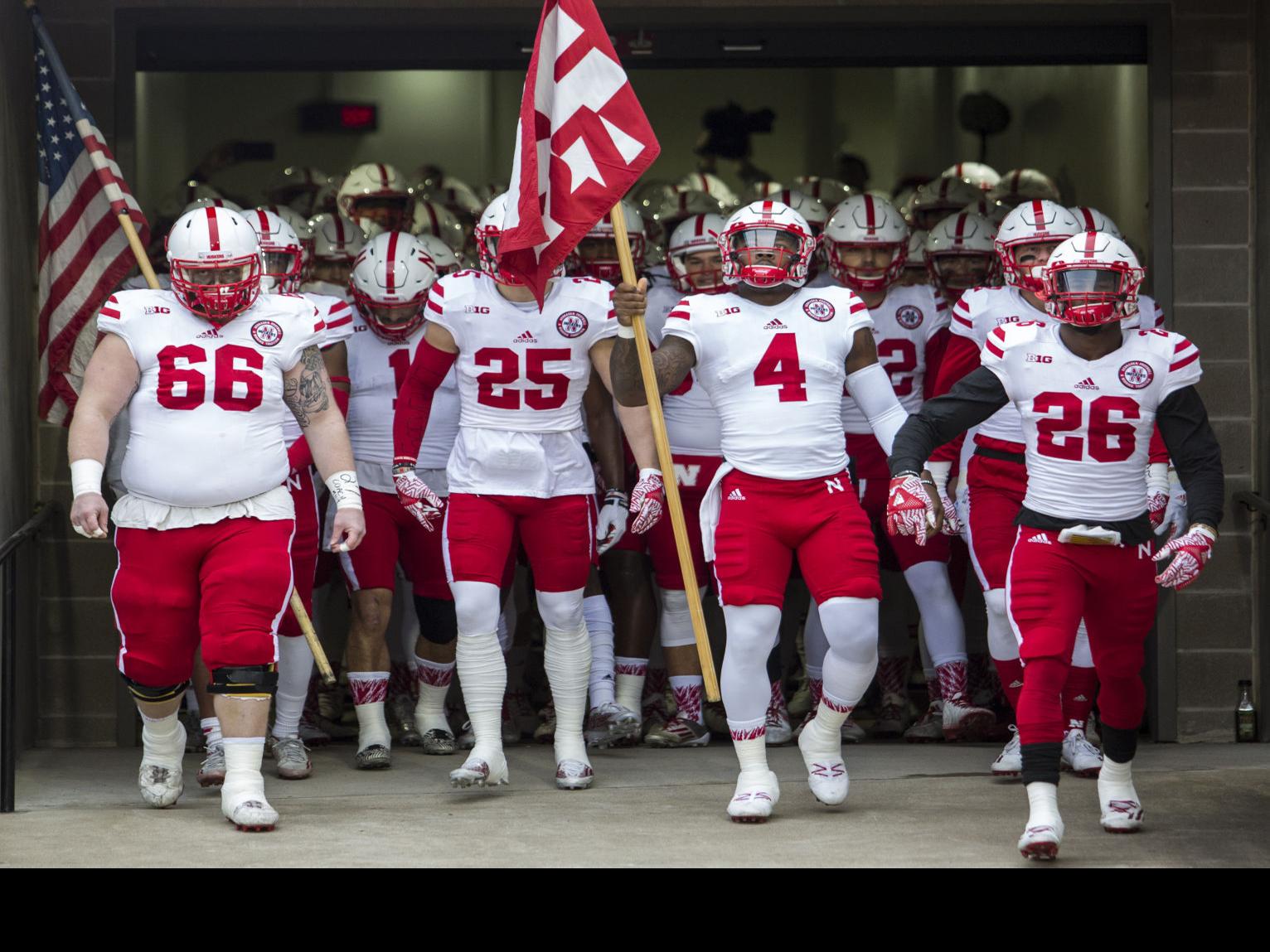 Huskers Draw Vols In Bowl Game In Nashville Qb Injury Questions