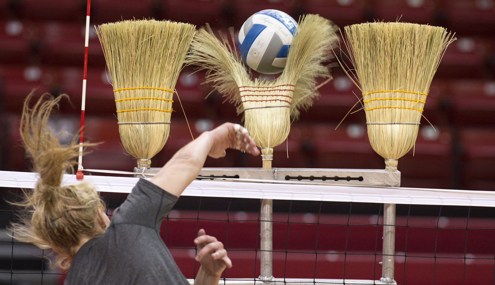 volleyball practice machine