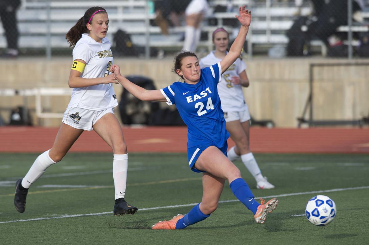 East Girls Still Deciding On A Goalie But Goals Are No Problem As Spartans Score Six To Beat Southeast High School Soccer Journalstar Com East Girls Still Deciding On A Goalie But Goals Are No Problem As Spartans Score Six To Beat Southeast High School Soccer Journalstar Com