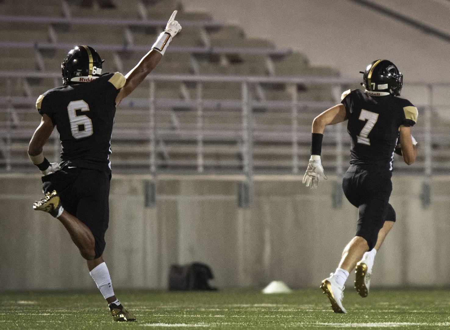 Photos Southeast football edges Creighton Prep in battle of top 10 teams