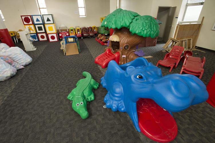Ager Play Center auction