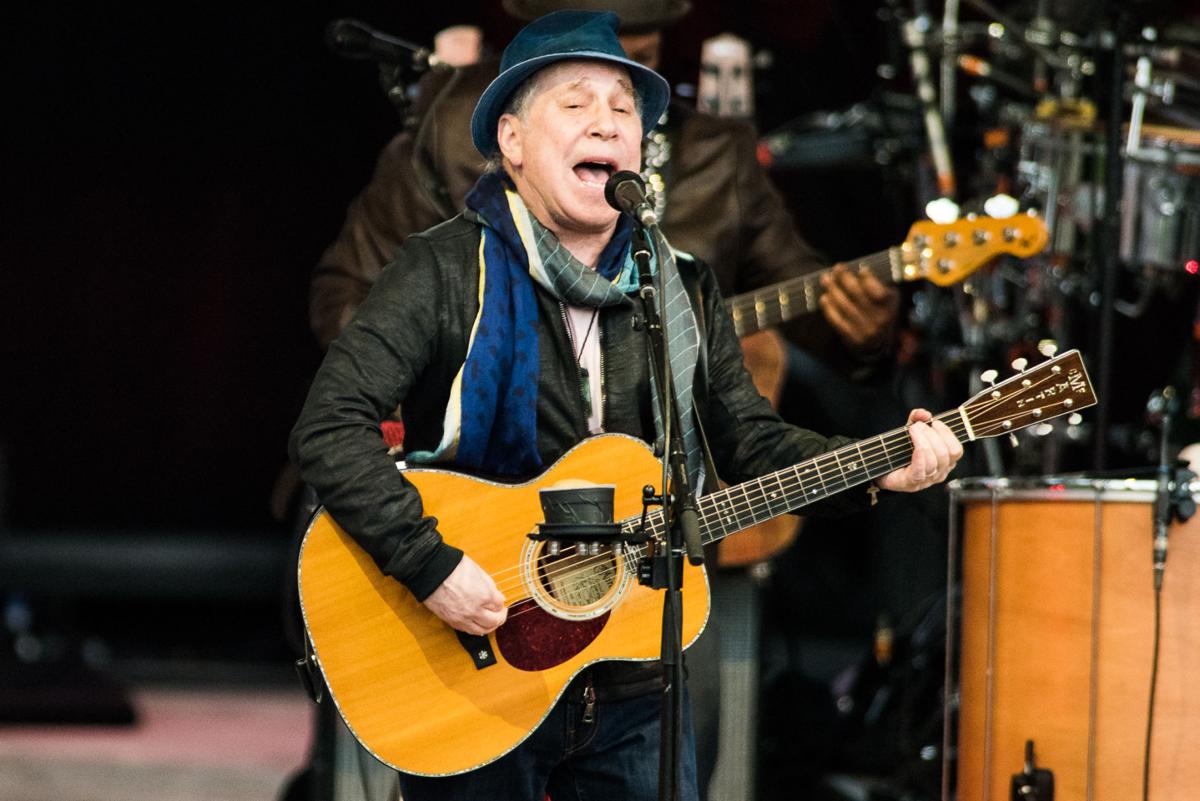Paul Simon delivers old and new in exquisite Pinewood Bowl ...
