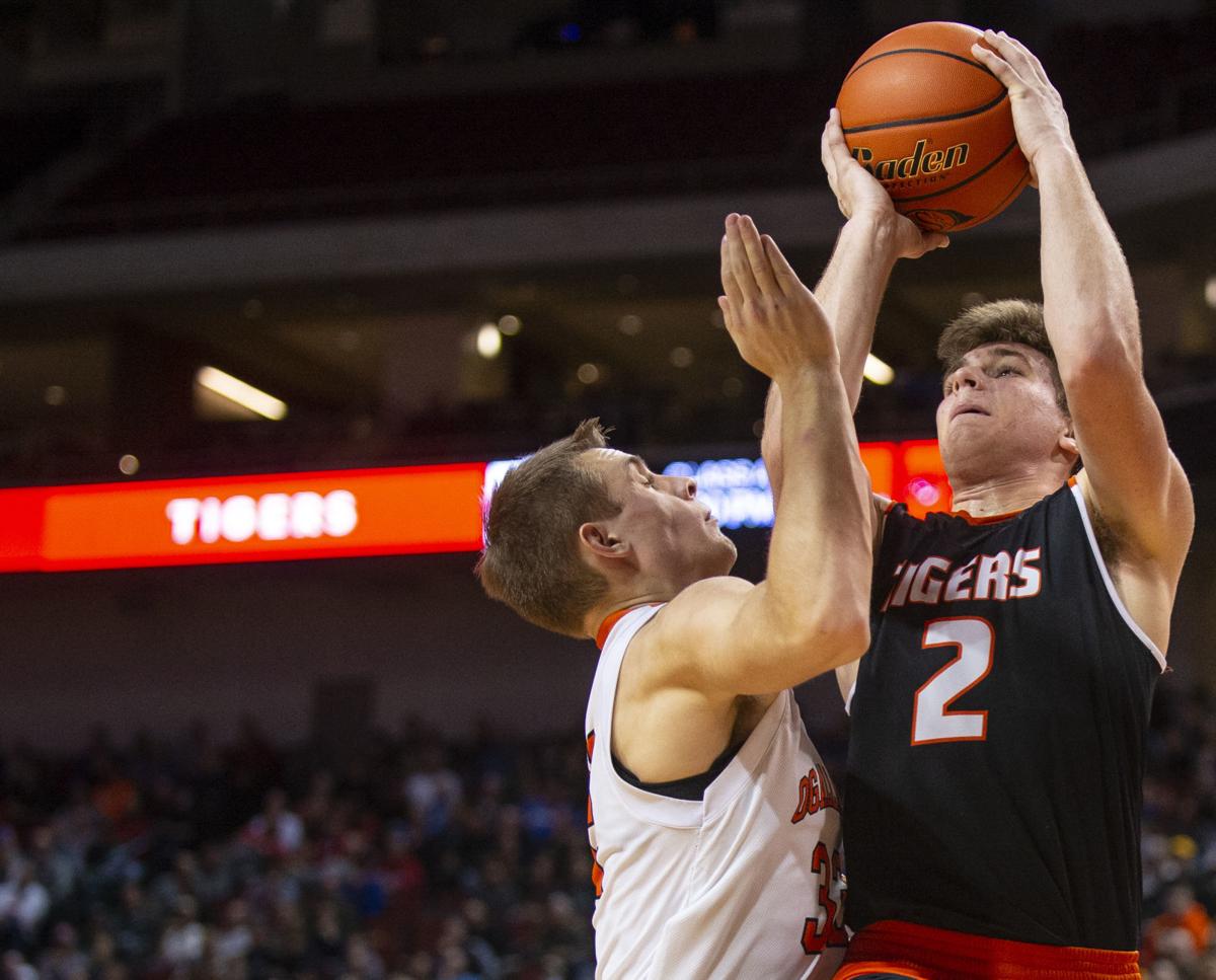 Class C 1 Auburn Upsets Wahoo In Quest For First Ever State