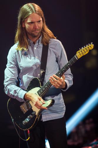 iHeartRadio Live Series - Maroon 5