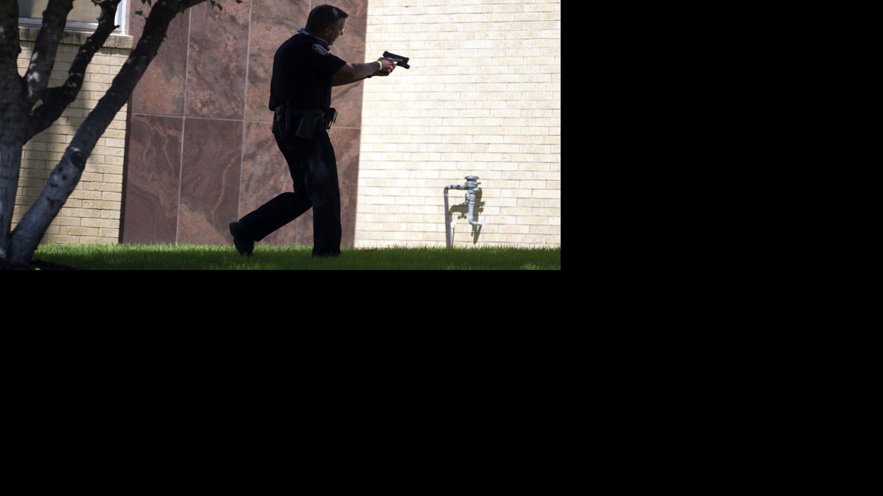 Photos Pursuit of suspect in central Lincoln after shooting Crime