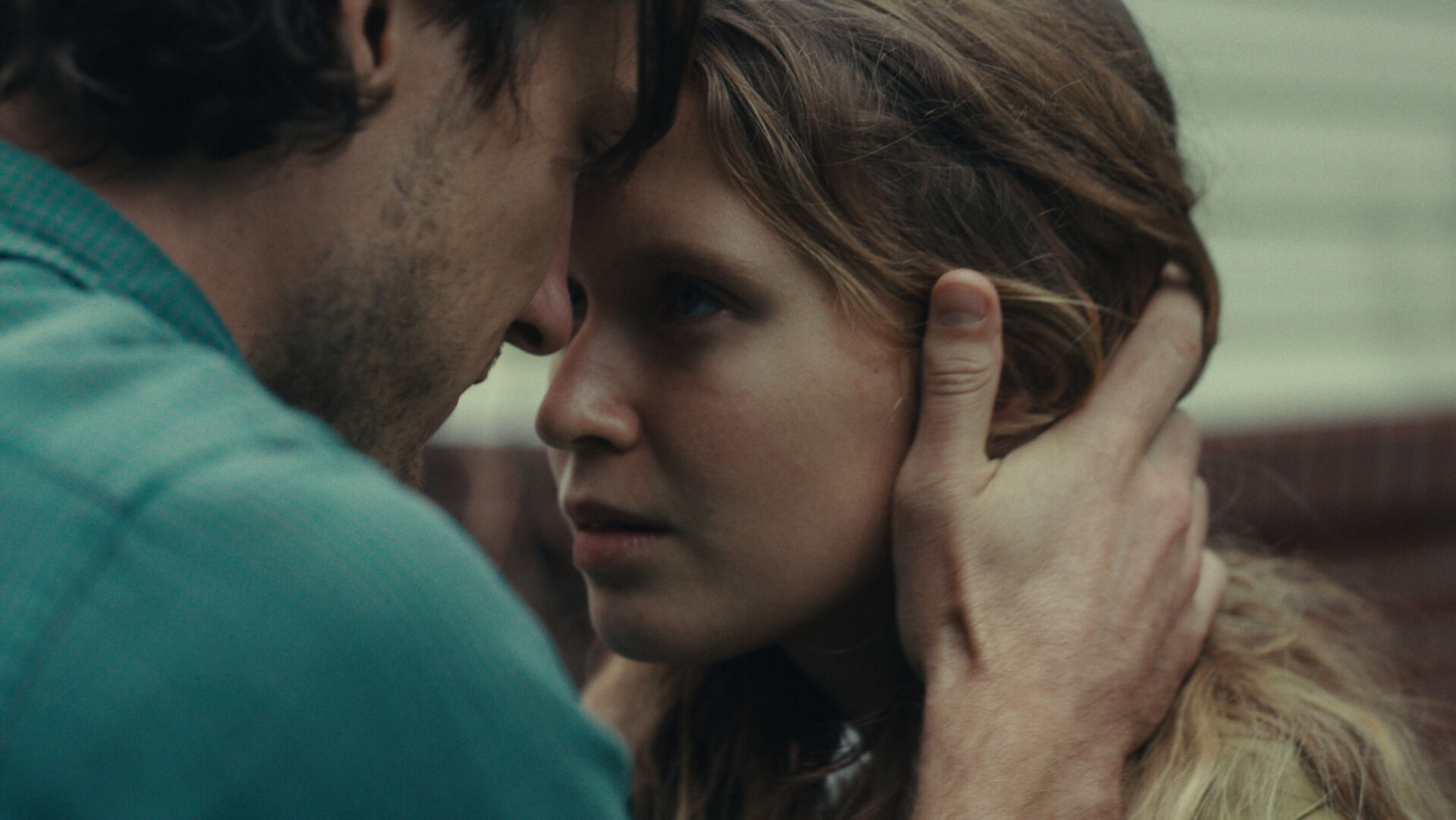 Review Eliza Scanlen shines as teenager trapped in fundamentalist culture in