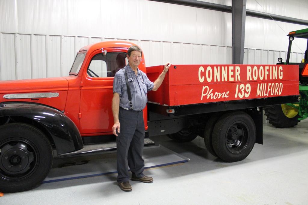 For Tech Weary Farmers 40 Year Old Tractors Now A Hot Commodity Agriculture Journalstar Com