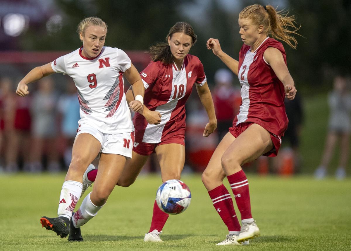 Wisconsin vs. Nebraska, 9.15