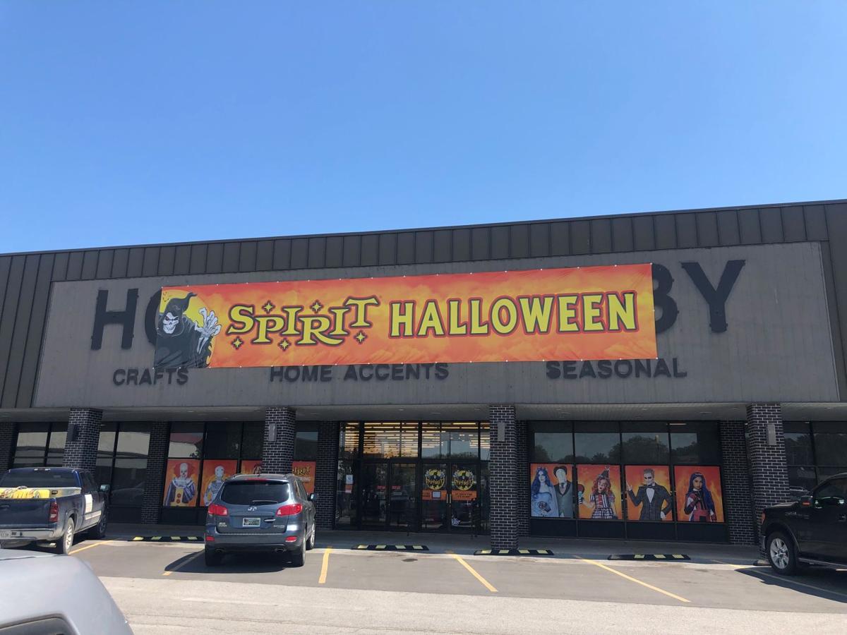 spirit halloween
